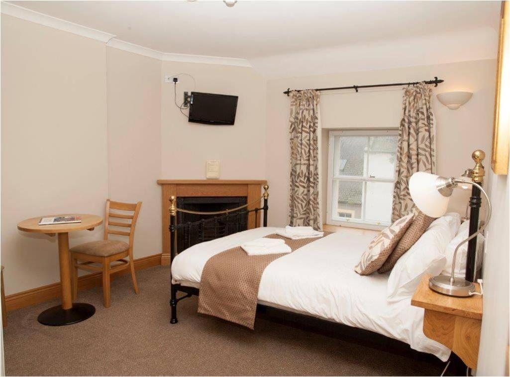 The Spread Eagle Hotel Jedburgh Bagian luar foto