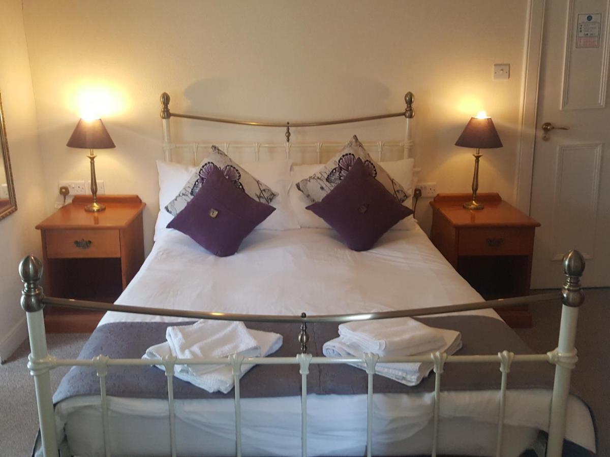 The Spread Eagle Hotel Jedburgh Bagian luar foto