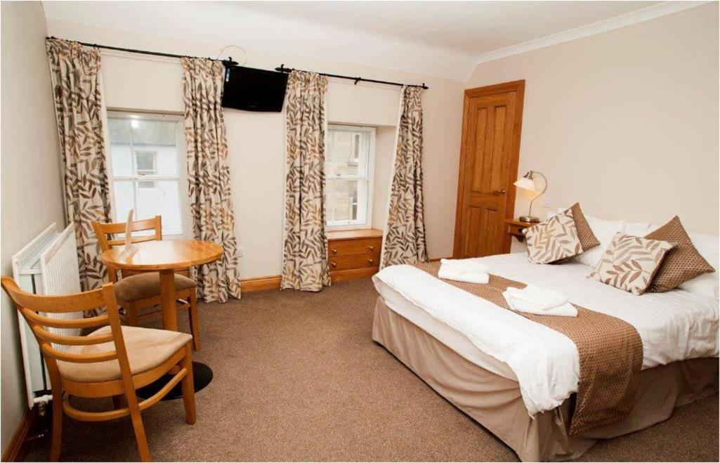 The Spread Eagle Hotel Jedburgh Bagian luar foto