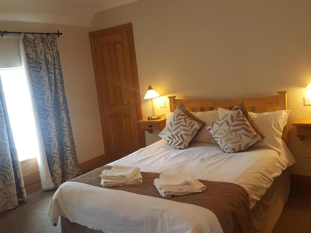 The Spread Eagle Hotel Jedburgh Bagian luar foto