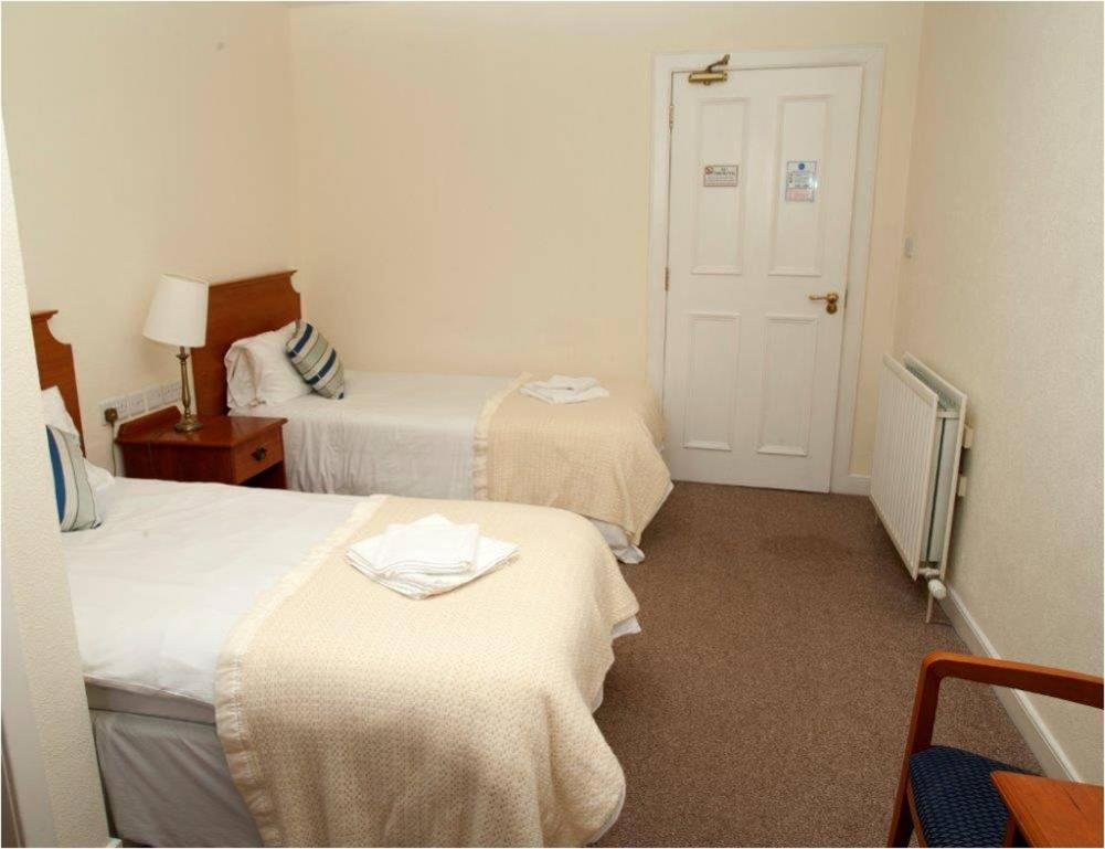 The Spread Eagle Hotel Jedburgh Bagian luar foto