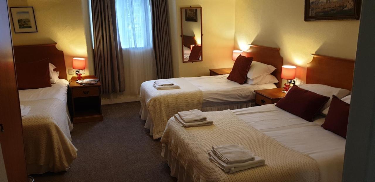 The Spread Eagle Hotel Jedburgh Bagian luar foto